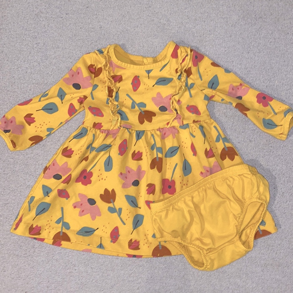 6m Dress & Bummies, Never Worn! Perfect for Fall!